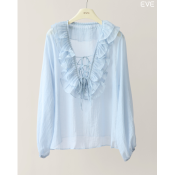 Ruffle Blouse: Romantic & Flowy