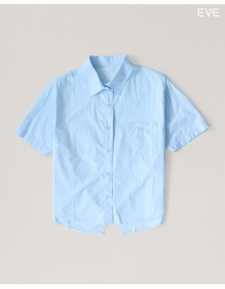 Short-Sleeve Button-Down: A Modern Twist