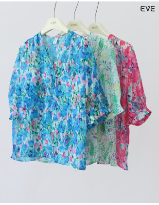 Floral Chiffon Tops for a Feminine Touch