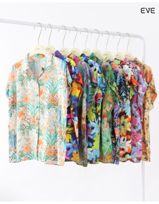 Bold Blooms for Summer Days