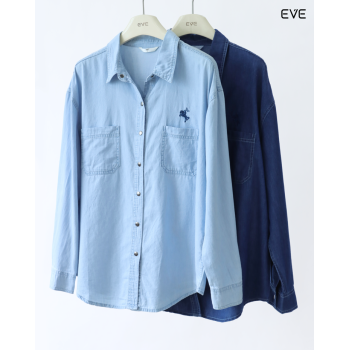 Casual Denim-Inspired Button-Up Shirt