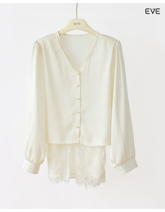 Lace Hem V-Neck Tops – Chic with a Feminine Twist