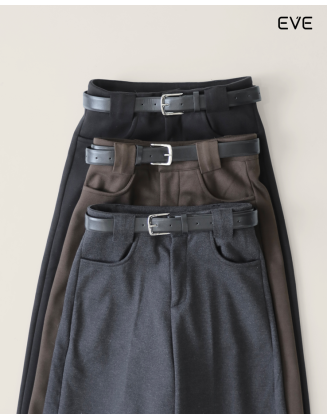 Sophisticated Wide-Leg Trousers: Tailored Comfort