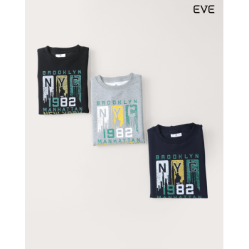 NYC Graphic Sweatshirt: Urban Vibe