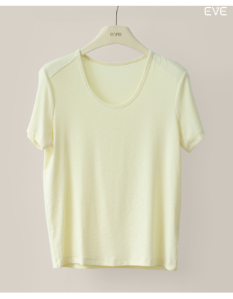 Scoop Neck Tee: The Ultimate Everyday Essential
