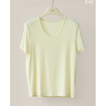 Scoop Neck Tee: The Ultimate Everyday Essential