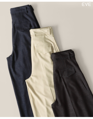 Tailored Elegance: Wide-Leg Trousers