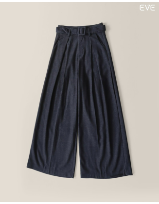 Tailored Elegance: Wide-Leg Trousers